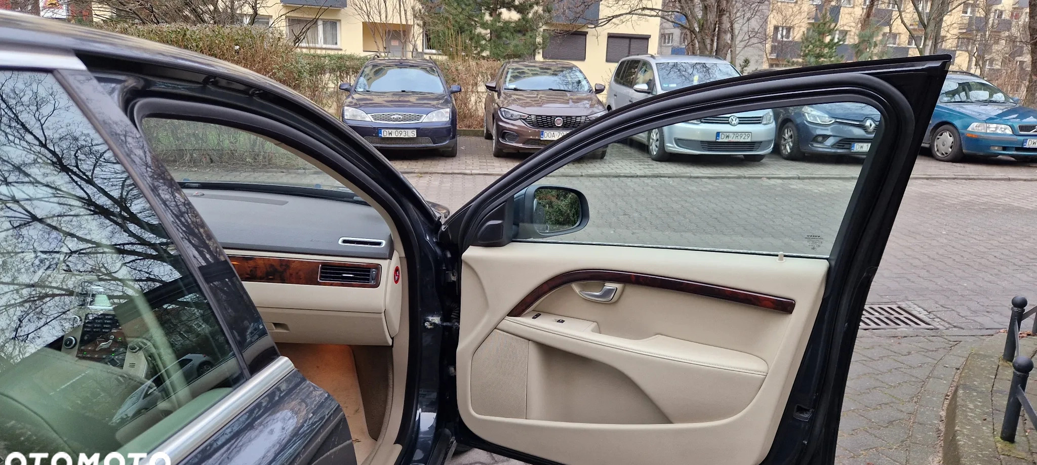 Volvo S80 cena 36900 przebieg: 250822, rok produkcji 2010 z Wrocław małe 277